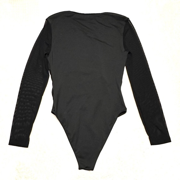 5/$15💥 SHEIN Black Long-Sleeve Mesh Sheer Paneled Bodysuit Stretchy Top - Picture 9 of 10